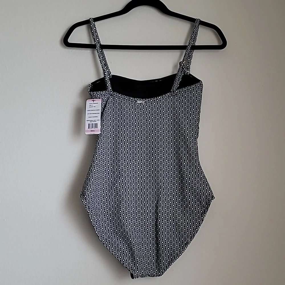 New DKNY One Piece Black and White Geometric Swim Suit Small